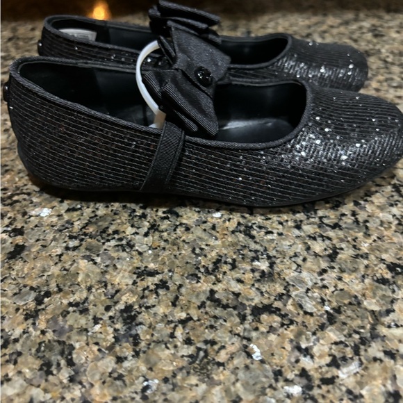 Michael Kors Black Glitter Bow Kids Dress Shoes - Picture 5 of 7